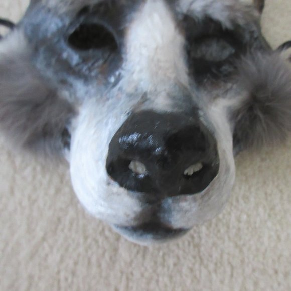 NEW Paper Mache WOLF Mask w/ Real Fur Eyebrows and Cheeks - UNISEX MASK - Picture 4 of 5